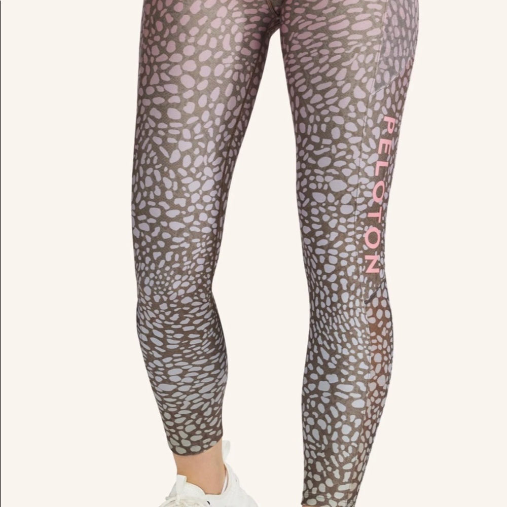Peloton Riverton yoga pants